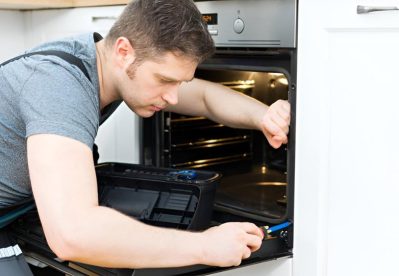 Emergency Oven Repair: When to Call a Professional